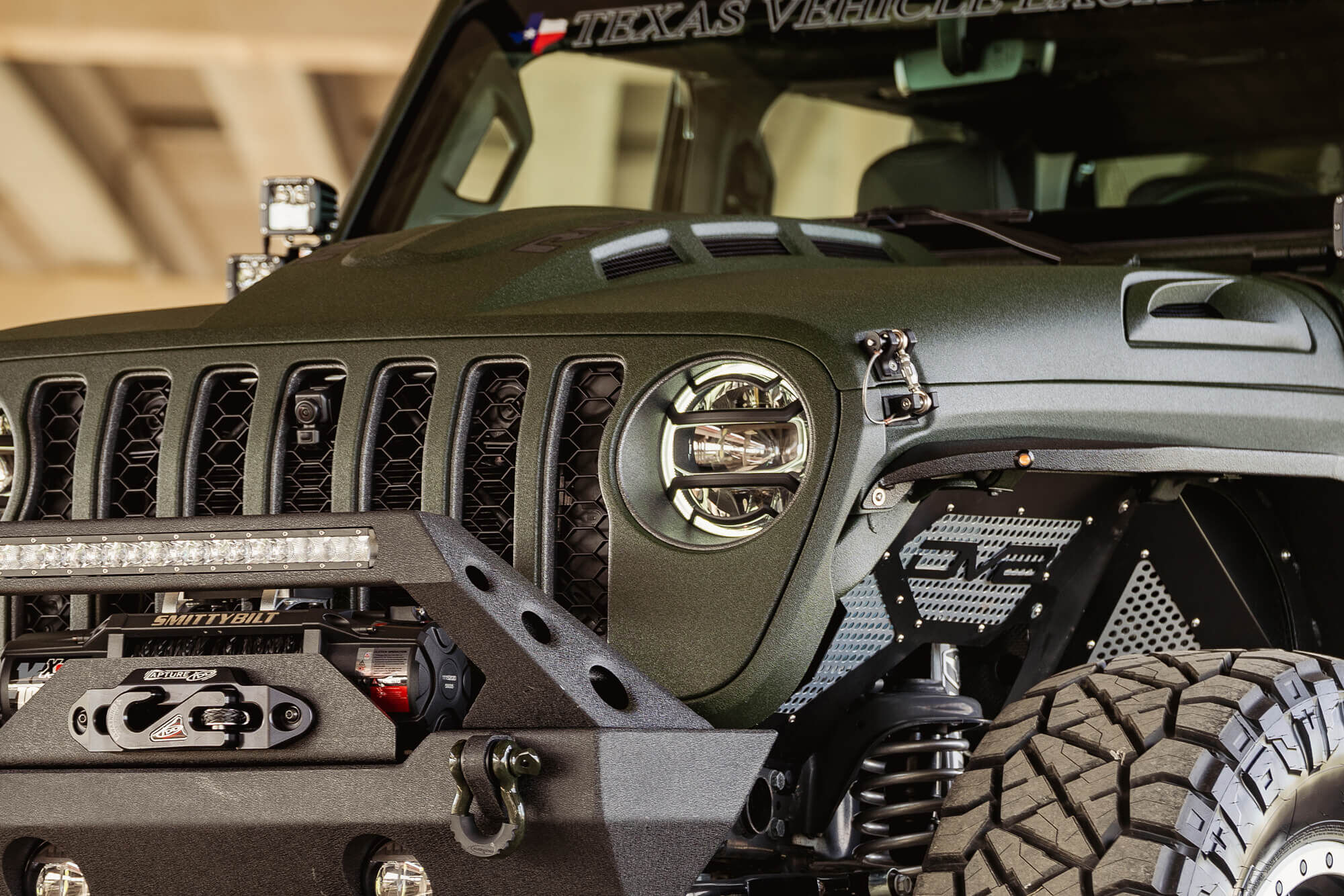 2018-2022 Jeep Wrangler JL & 2020-2022 Jeep Gladiator JT Heat Dispersion Hood by DV8 Off-Road