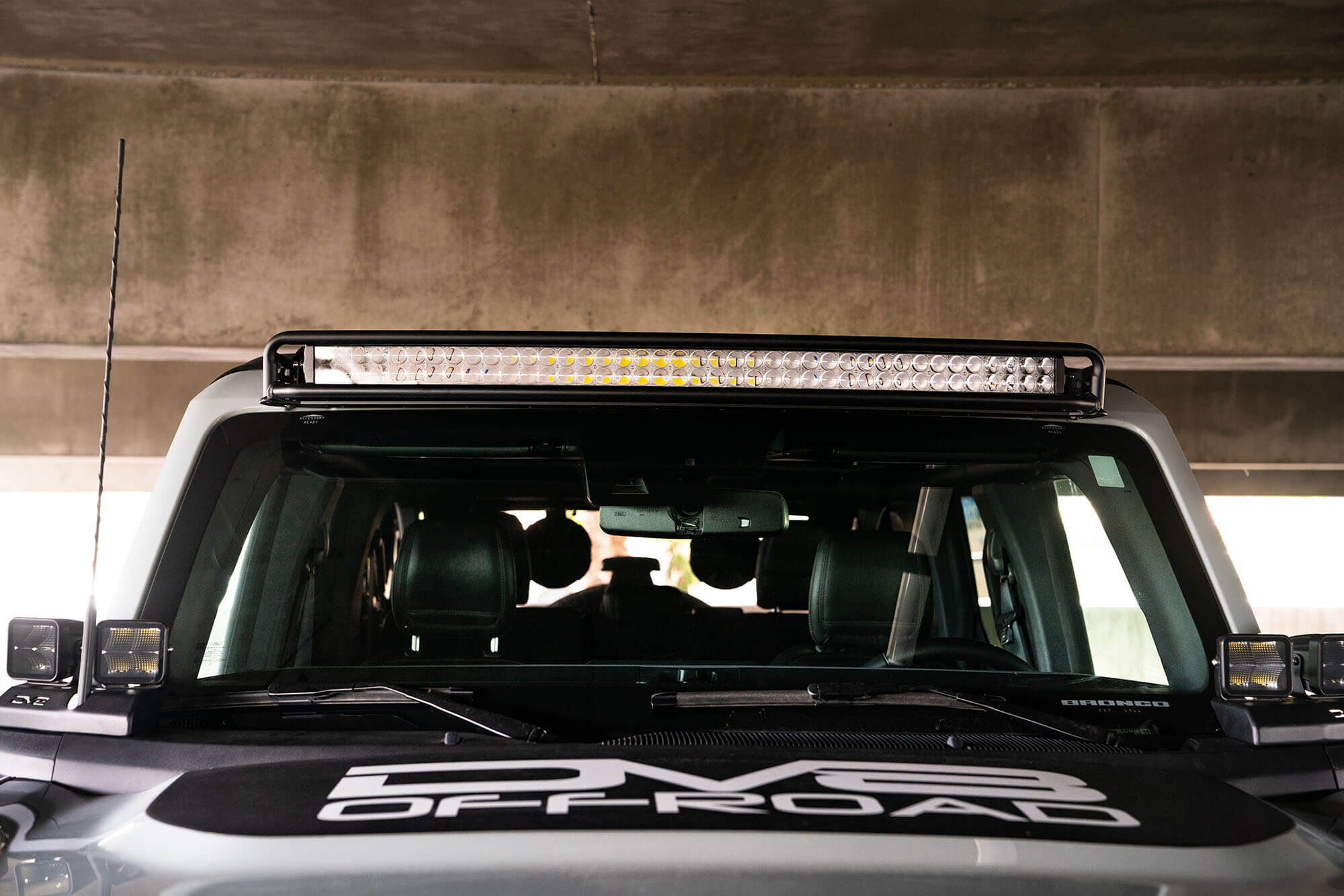 2021-2022 Ford Bronco 40-Inch Curved Light Bar Mount by DV8 Off-Road