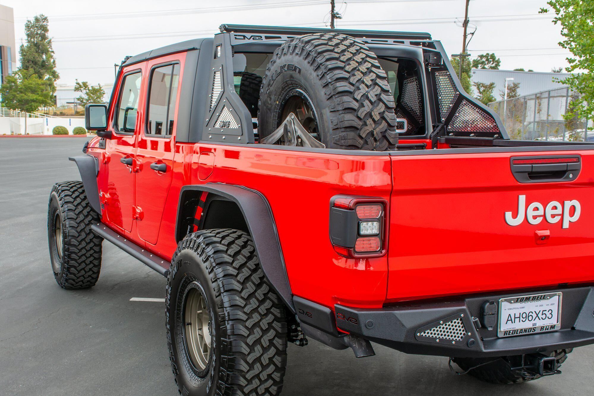 2020-2022 Jeep Gladiator JT Chase Rack by DV8 Off-Road
