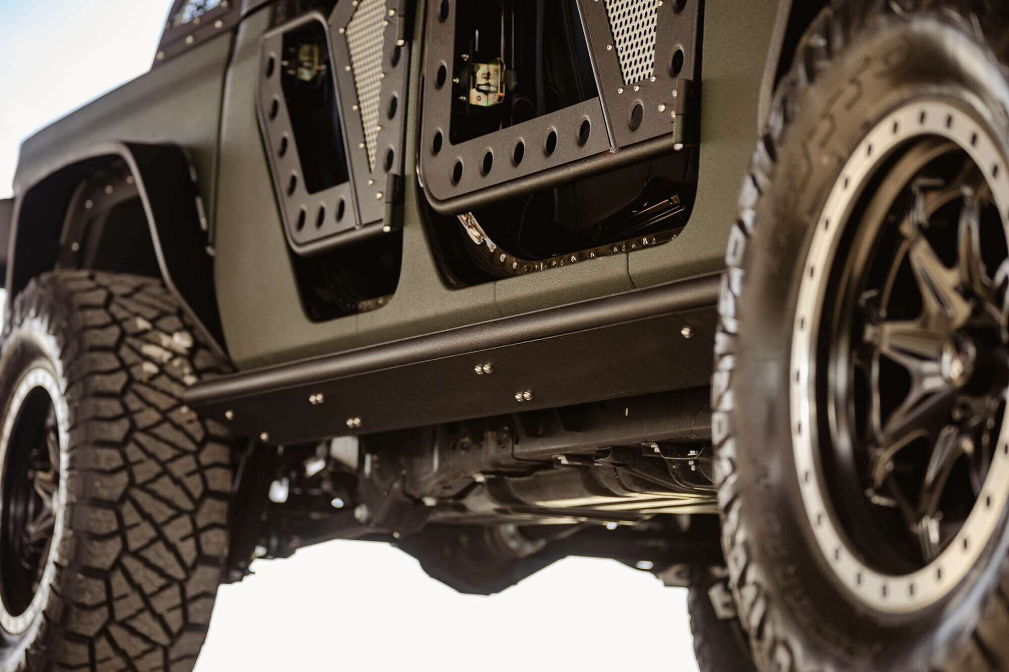 2020-2022 Jeep Gladiator JT Rock Sliders With Step by DV8 Off-Road