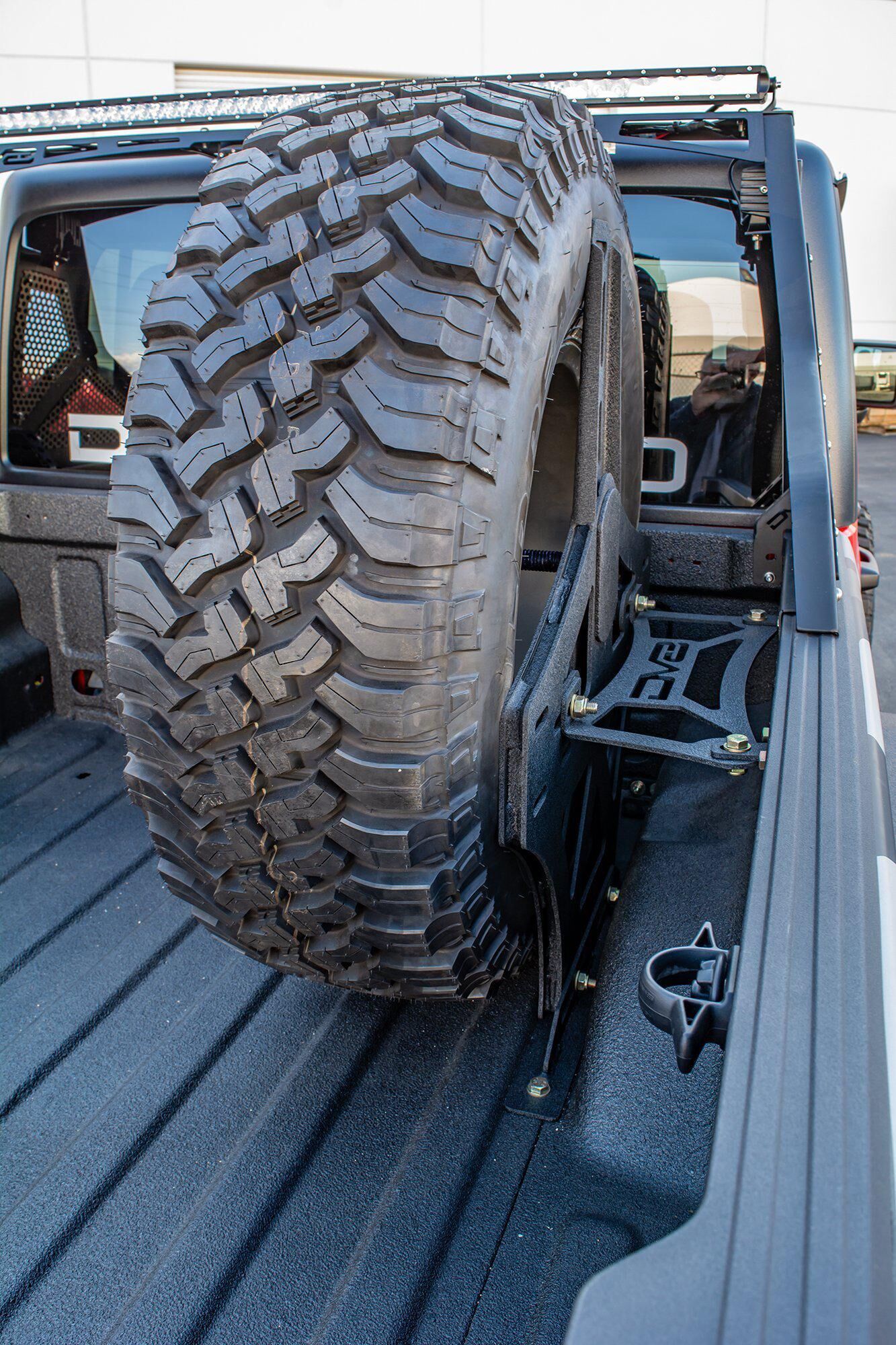 2020-2022 Jeep Gladiator JT Stand Up Spare Tire Mount by DV8 Off-Road