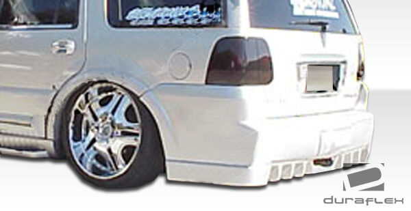 2003-2006 Lincoln Navigator Duraflex VIP Rear Bumper Cover - 1 Piece (S) (Clearance Item)