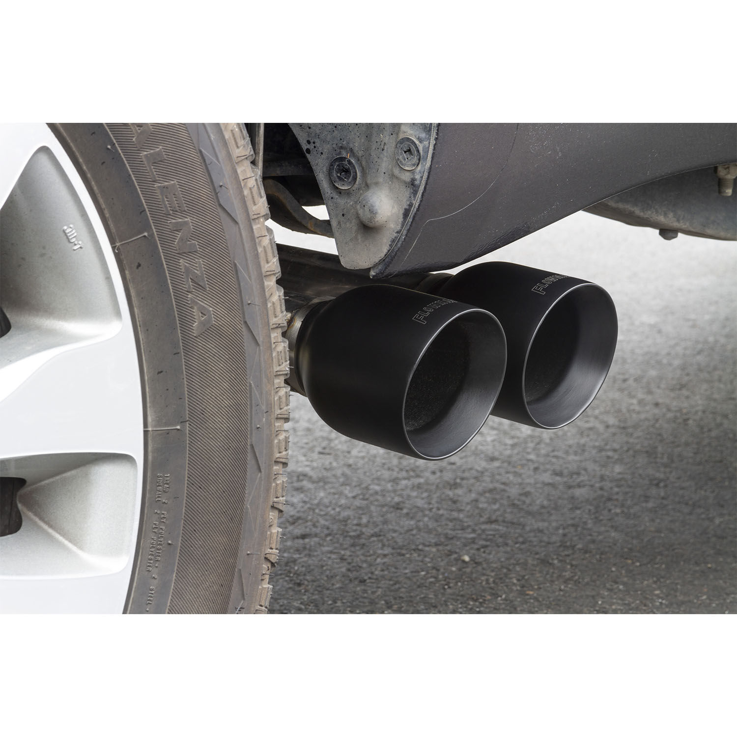 2014-2018 Toyota Tundra SR/SR5 4.6L Flowmaster FlowFX Cat-Back Exhaust