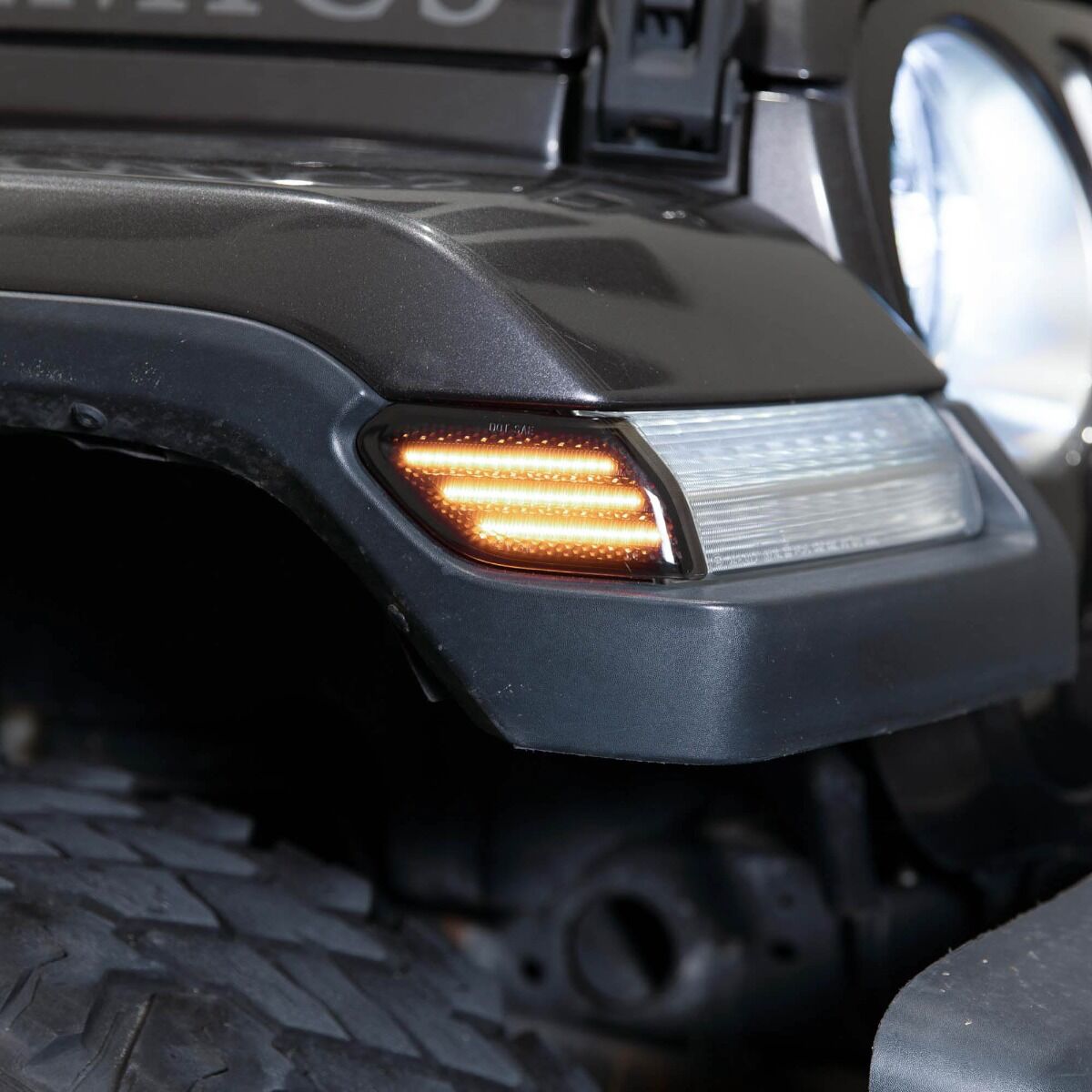 2018-2024 Jeep JL Wrangler LED Sidemarkers Pair - Clear By Form Lighting