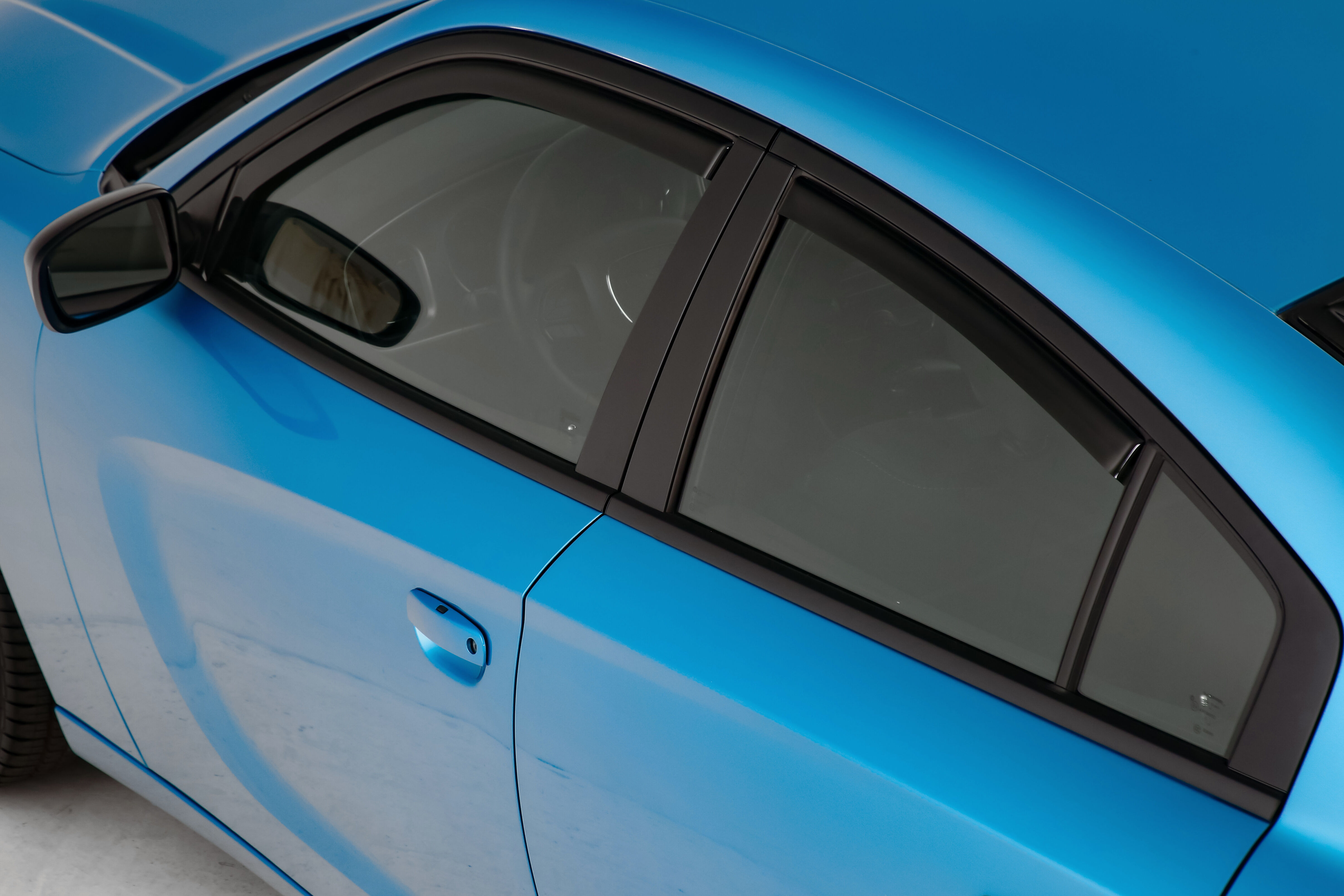 2011-2023 Dodge Charger Ventgard Snap 4PC - Smoke