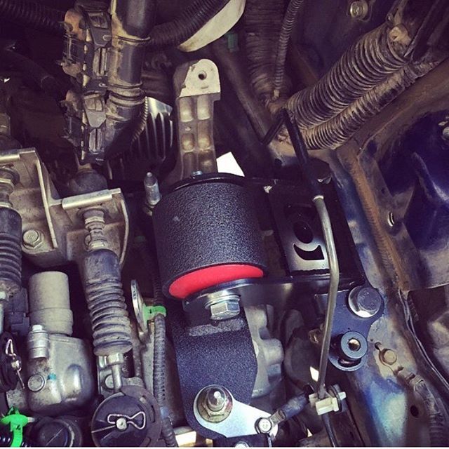 06-11 Civic Si Replacement Mount Kit K Series/Manual 500+HP 95A Red by Innovative Mounts