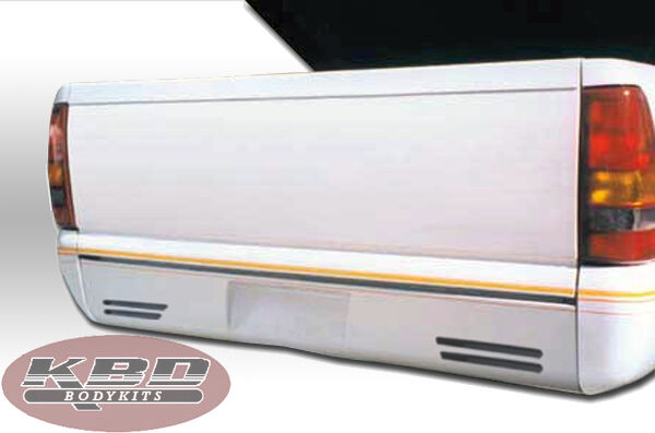 1999-2006 Chevrolet C/K C5 Look Style Polyurethane Rear Roll Pan