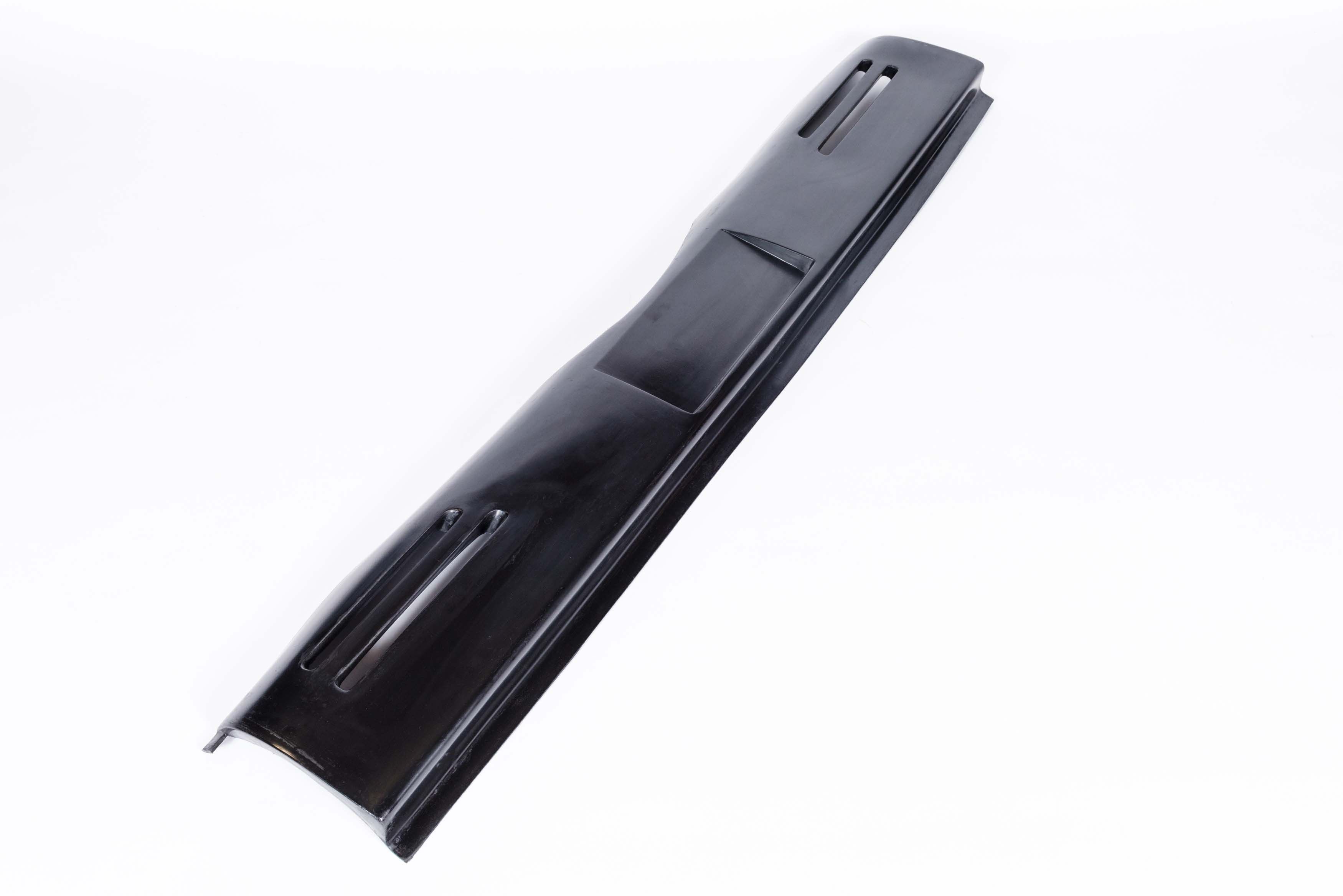 1988-1998 Chevrolet C/K Standard Cab C5 Look Style Polyurethane Rear Roll Pan