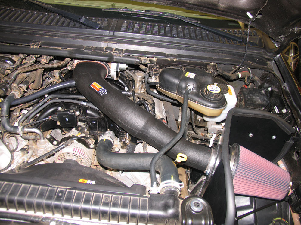 2005-2006 Ford F-350 Super Duty 6.8L V10 K&N Performance Air Intake System