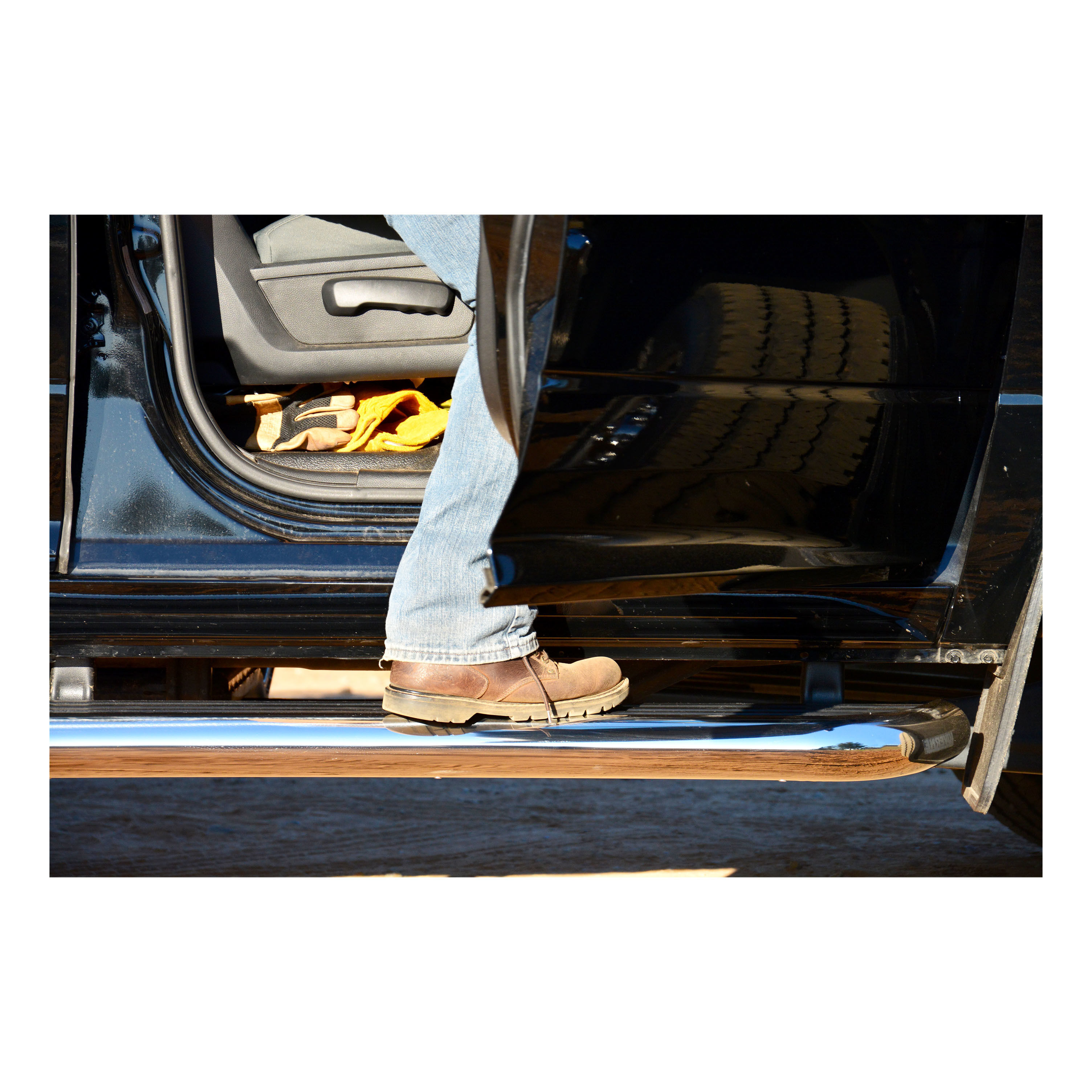 2012-2017 Nissan NV1500 MegaStep 6 1/2" Running Boards Polished