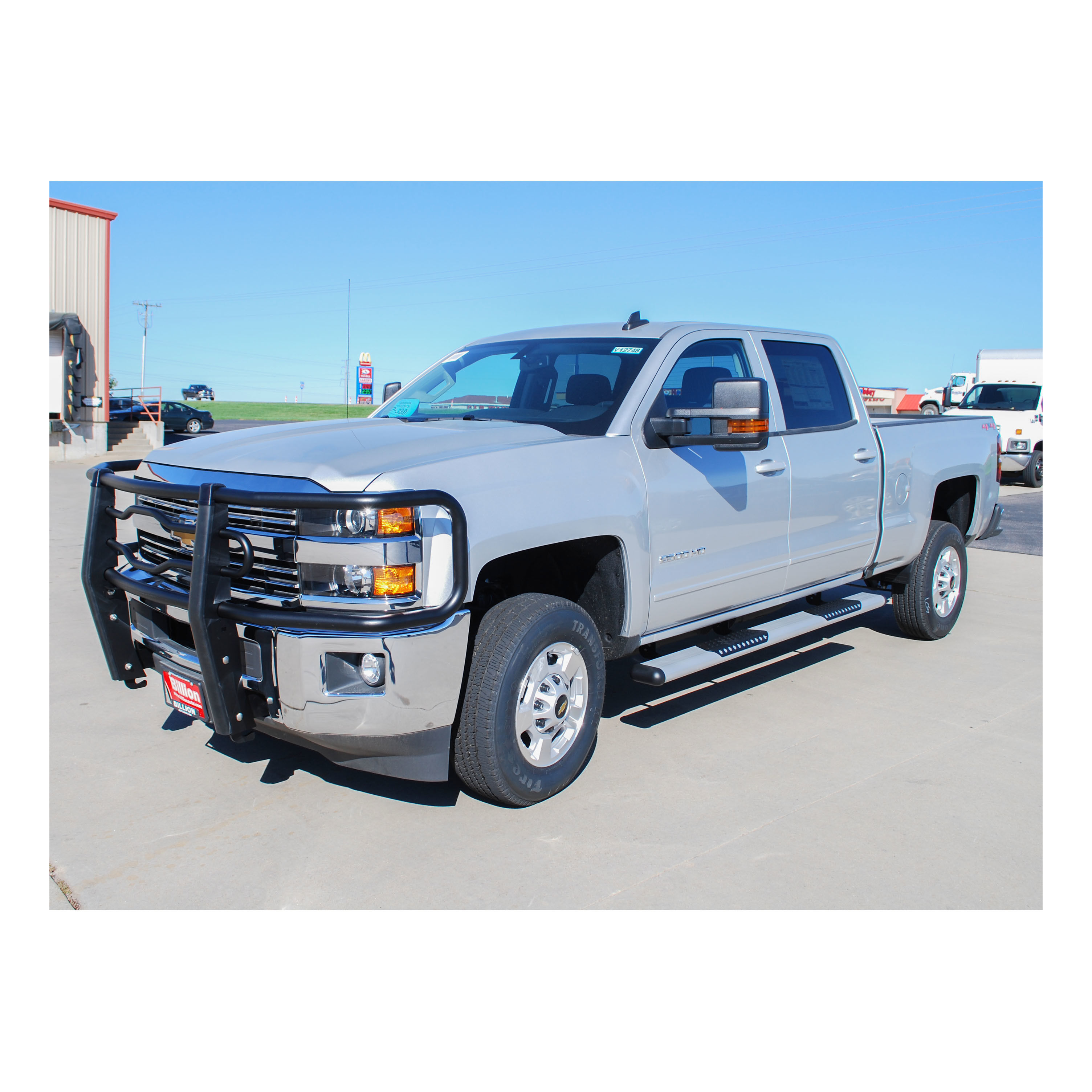 2014-2018 Chevrolet Silverado 1500 Crew Cab O-Mega II 6" Oval Side Steps Silver