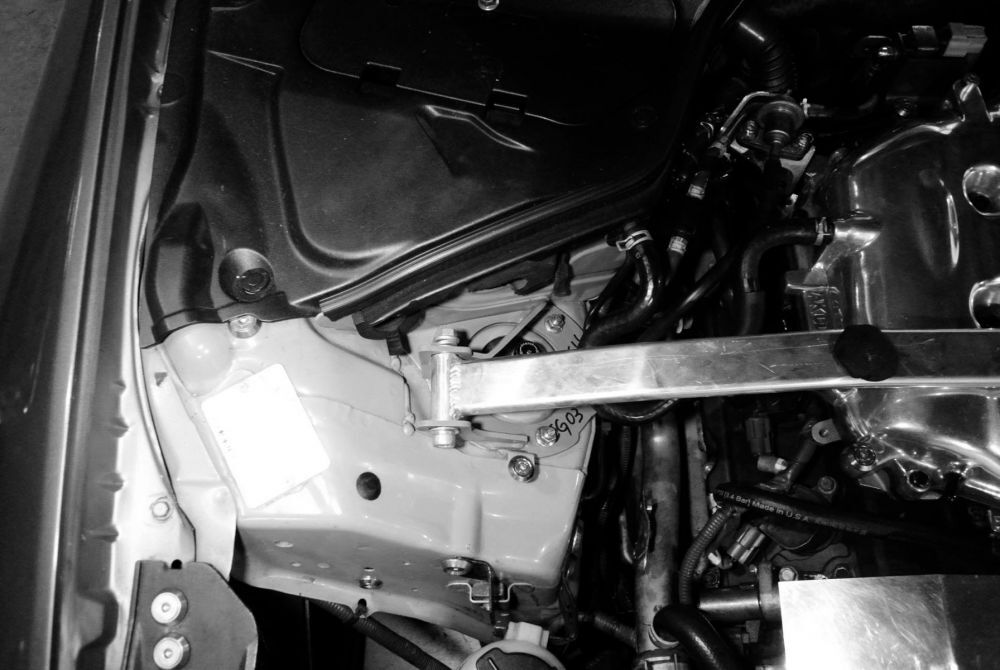 Race-Spec Strut Tower Bars for Infiniti G35 Sedan 03-06 / G35 Coupe 03-07 Front by Megan Racing