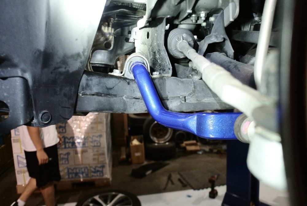 Subaru Legacy/Outback 15-20 Front Sway Bar (25.4mm) by Megan Racing
