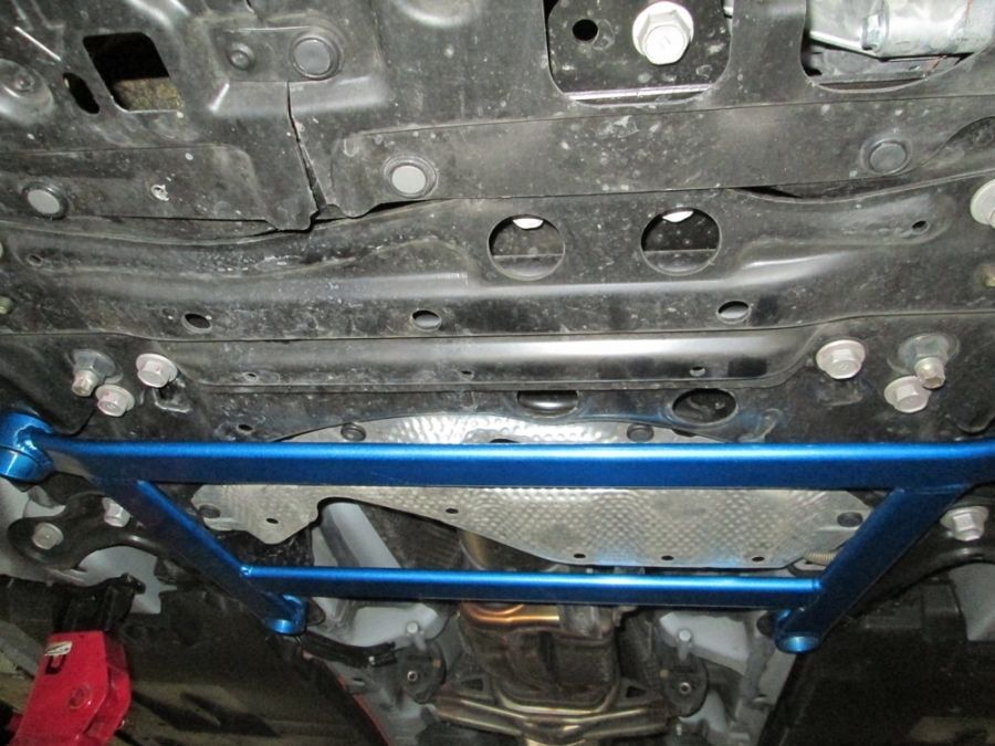 H-Brackets for Lexus CT200h 2011+ - Red by Megan Racing