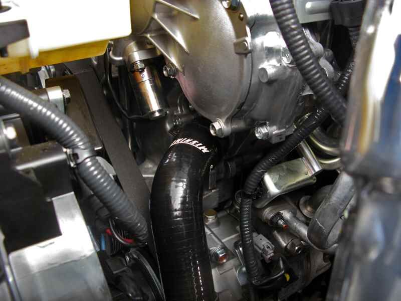 2009-2013 Nissan 370z Mishimoto Red Silicone Hose Kit