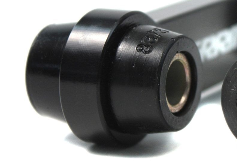 2004-2008 Subaru Forester Black Rear Endlinks by Perrin