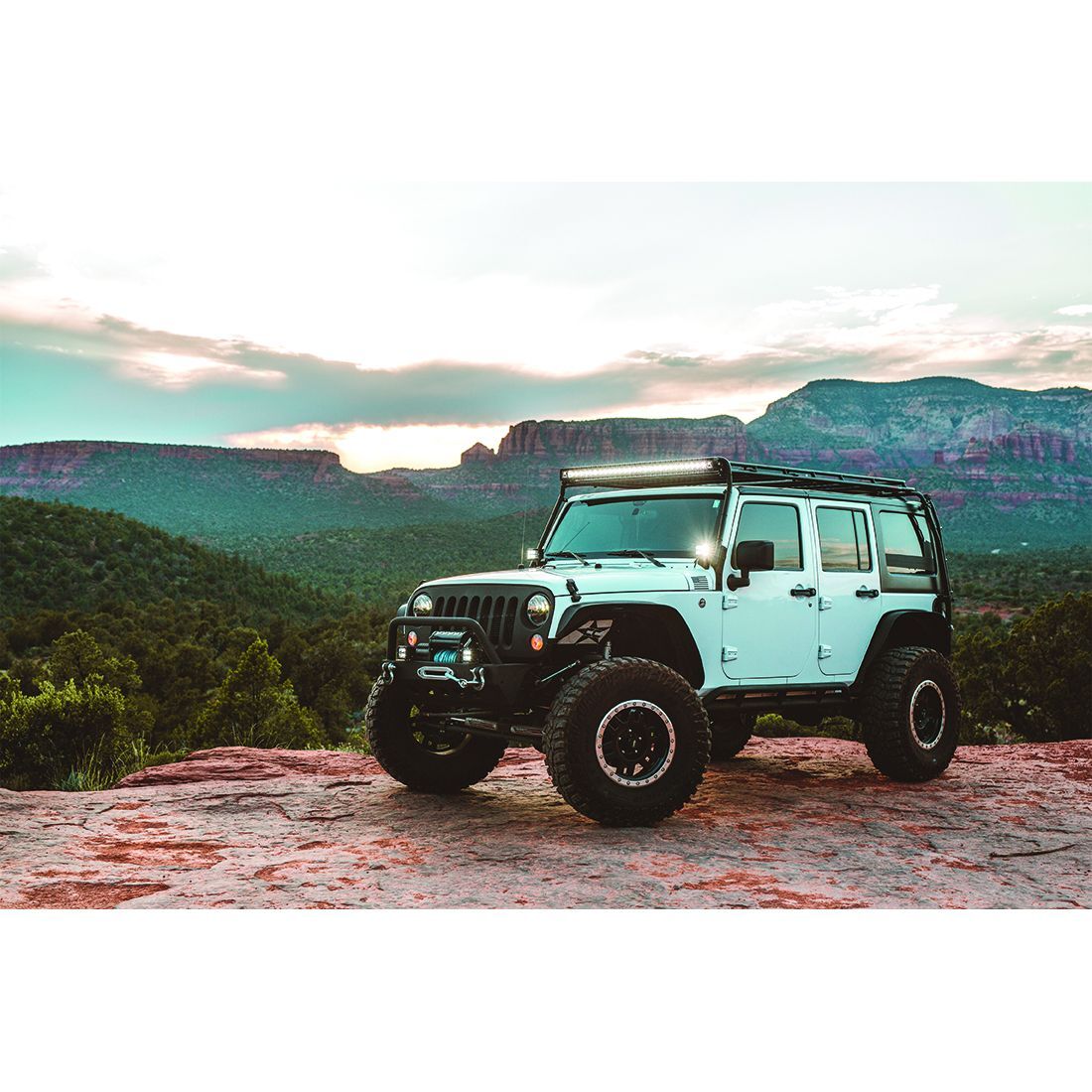 Flood Surface Mount White Housing Pair D-SS Pro Auxiliary LED Light by Rigid Industries
