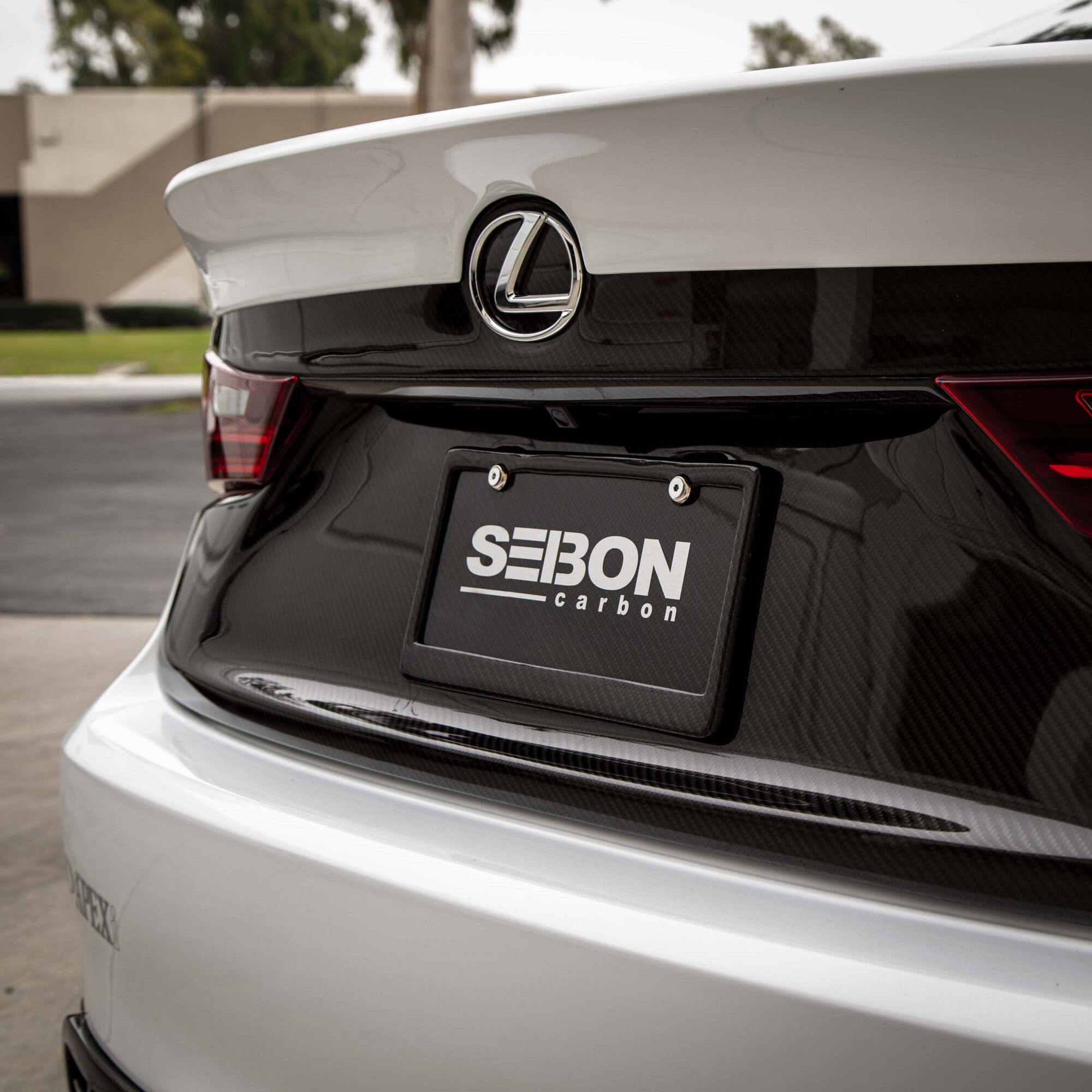 Universal Carbon Fiber License Plate frame (2 holes) by Seibon