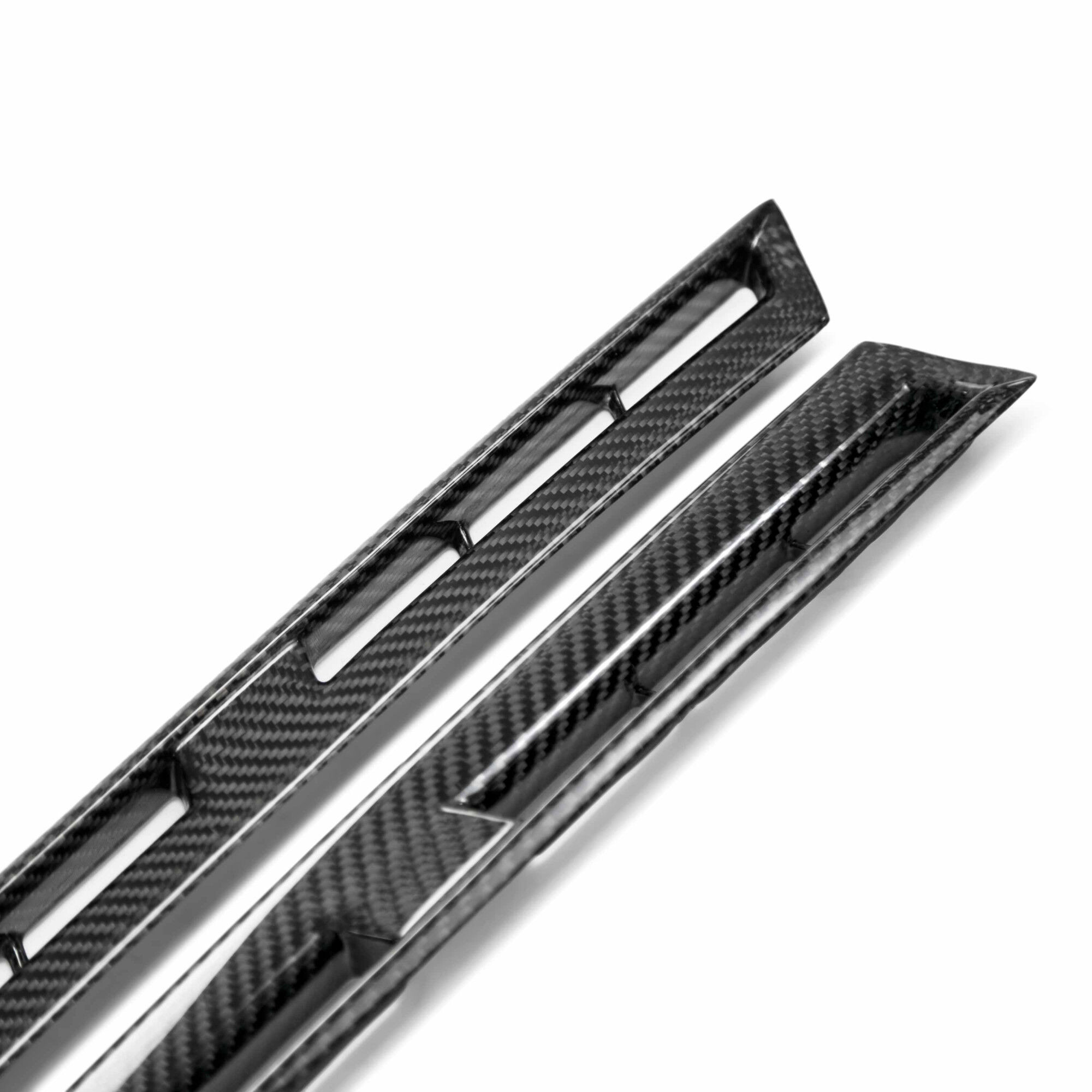 2009-2022 Nissan GTR Carbon Fiber Front Fender Ducts by Seibon