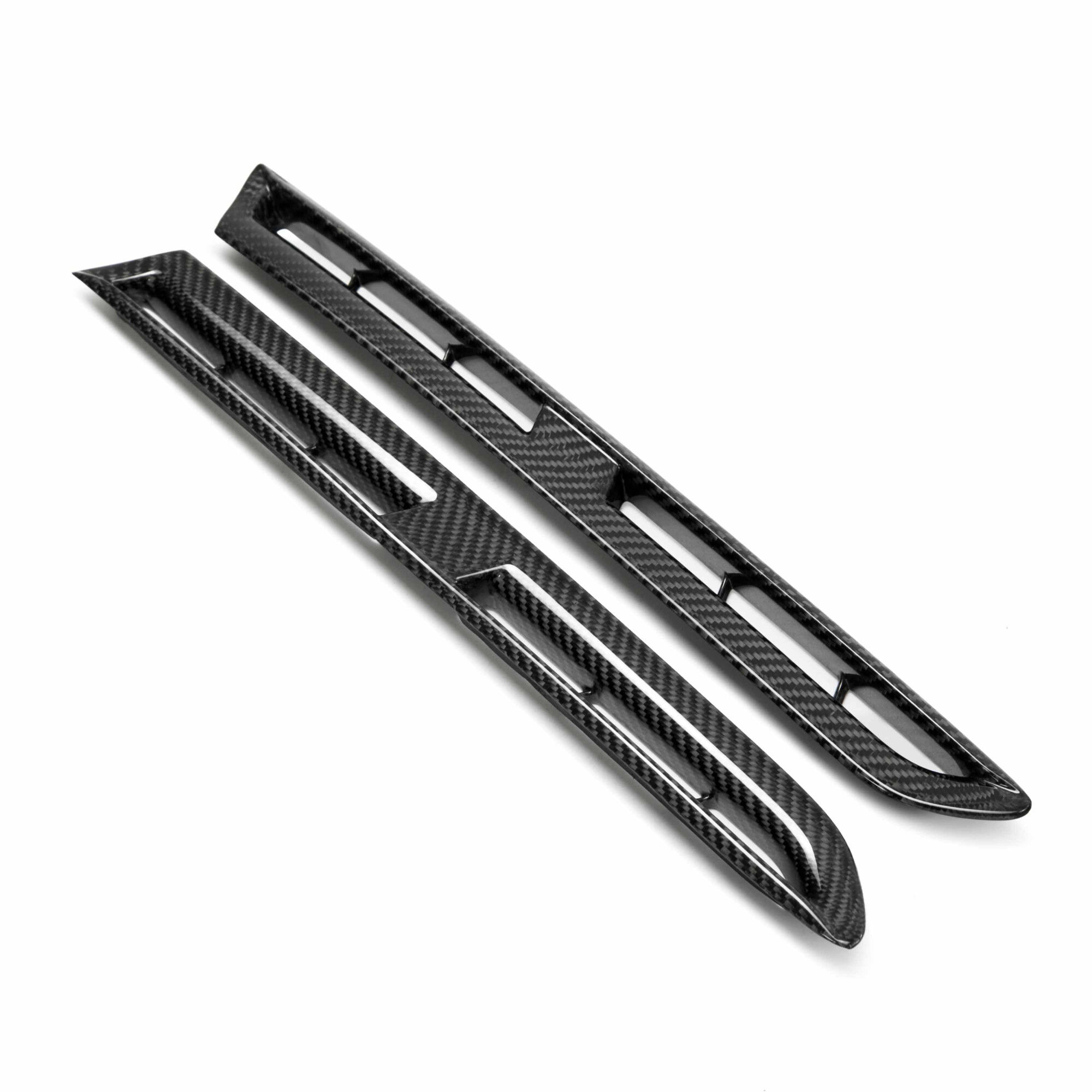 2009-2022 Nissan GTR Carbon Fiber Front Fender Ducts by Seibon - FD0910NSGTR