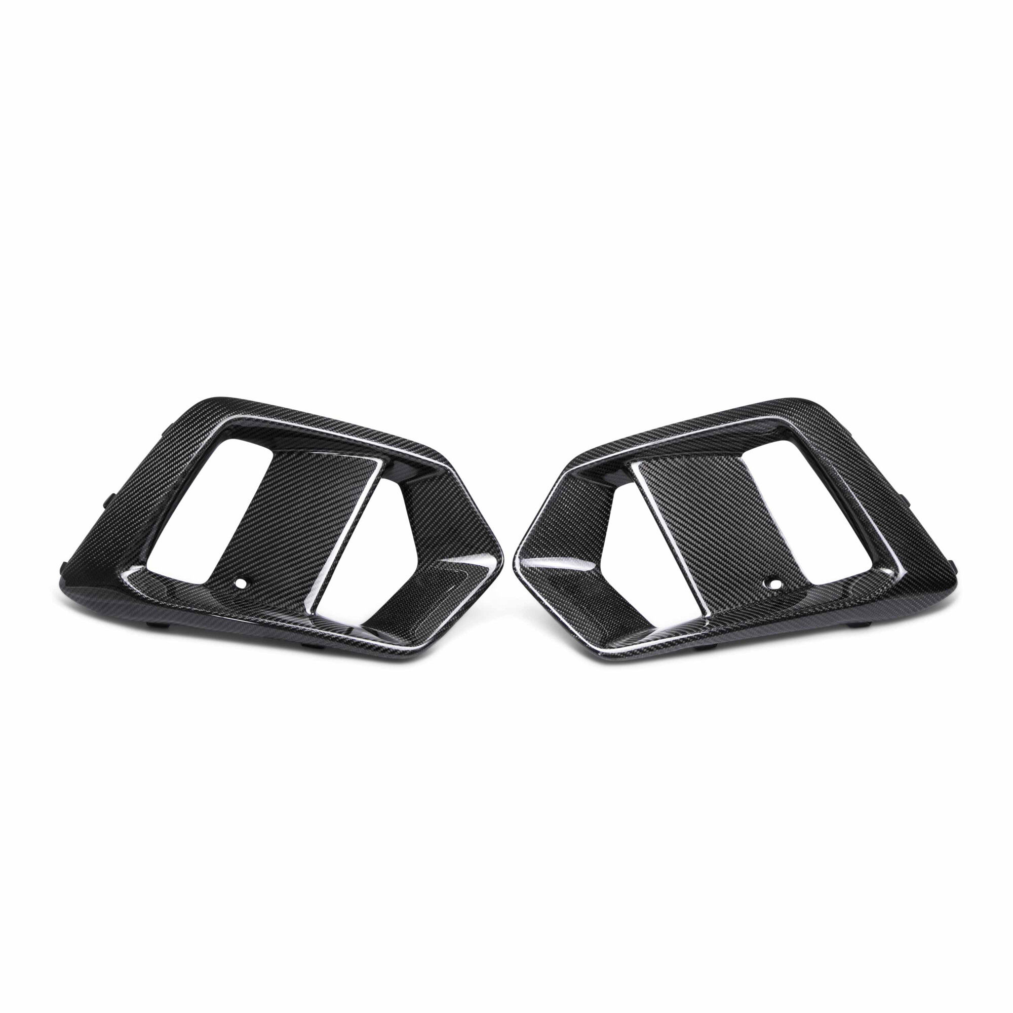 2016-2018 Ford Focus RS Carbon Fiber Fog Light Surround by Seibon
