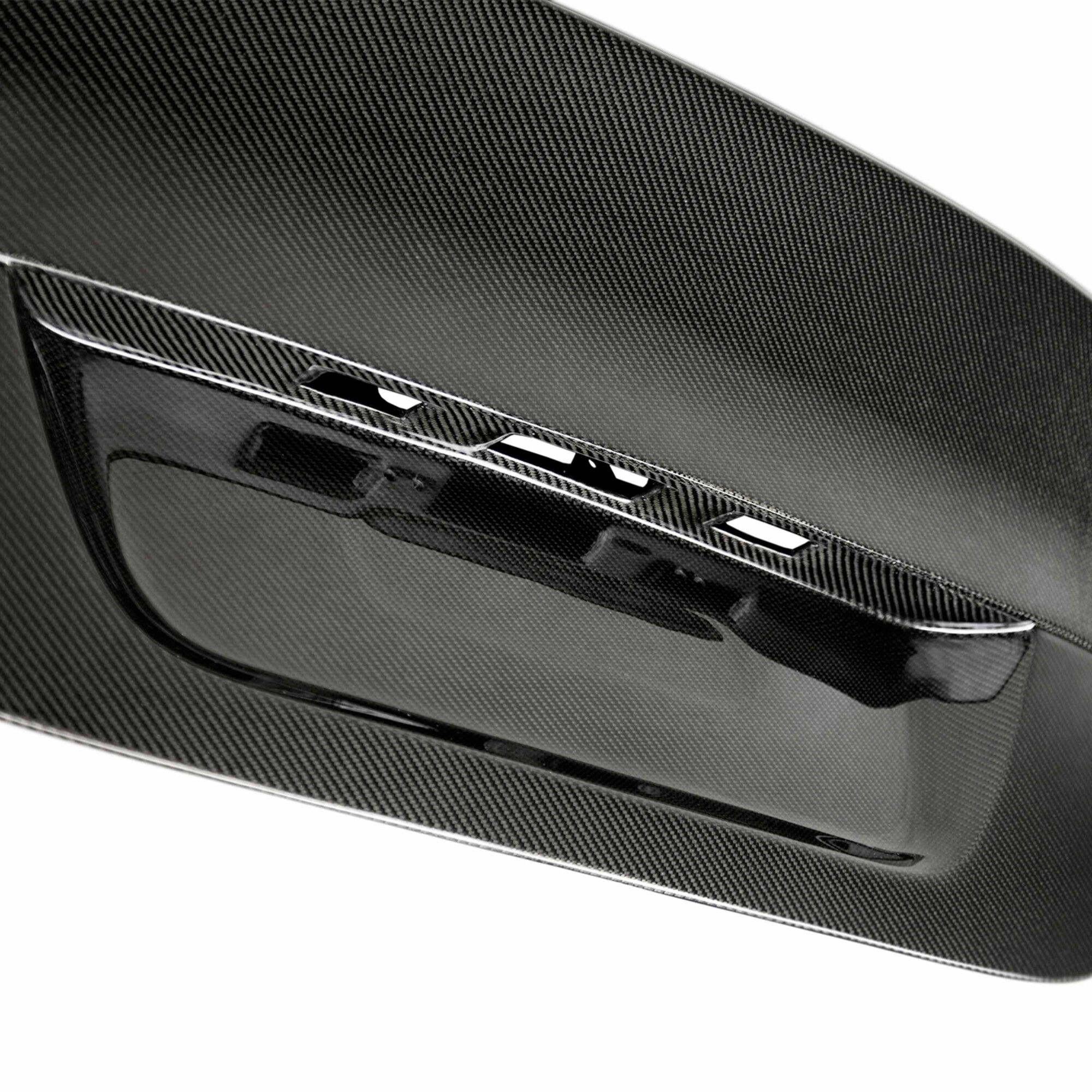 2004-2010 BMW 5-Series M5 CSL Style Carbon Fiber Trunk Lid by Seibon