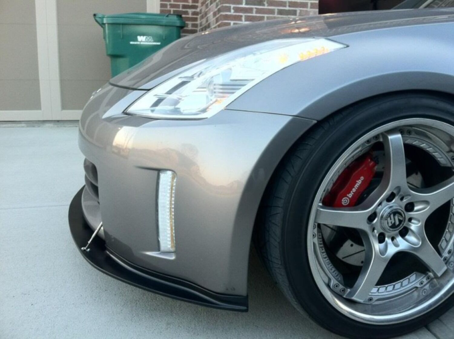 Stillen Front Splitter for 2003-2005 Nissan 350z