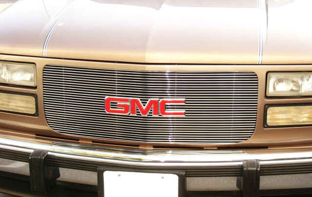 Sierra/Yukon Grille Insert 94-98 GMC Sierra