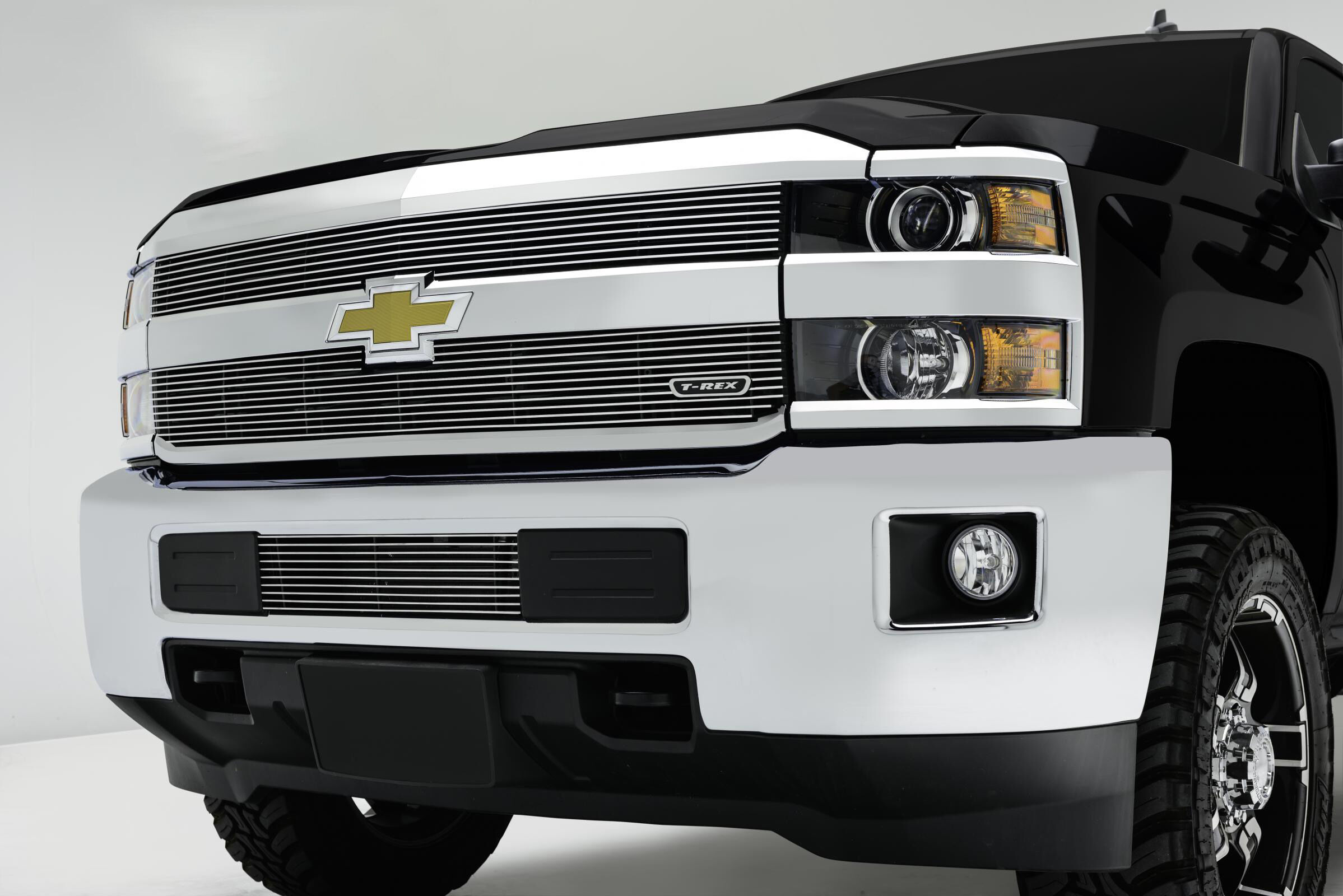 Silverado HD Grille Overlay 15-18 Chevrolet Silverado HD Aluminum Polished 2 Piece Billet Series T-REX Grilles - 21122
