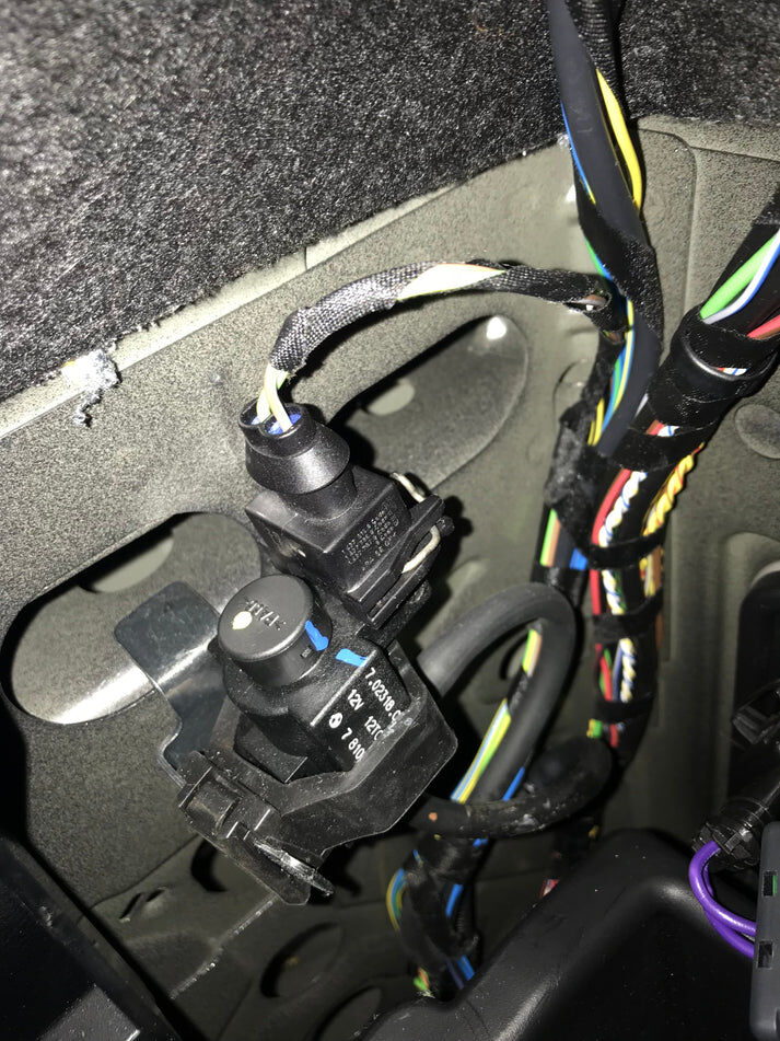 BMW Electronic Exhaust Valve Controller 320,328i,330i,335i,340i,420i,428i,430i,435i,440i,228i,230i,M235i,M240i,M135i,M140i by Valvetronic Designs