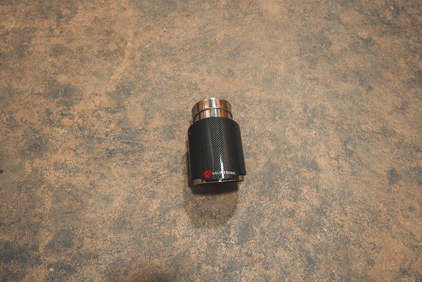 Universal Exhaust Tips 2.5 Inch Inlet 4.0 Inch Outlet Carbon Fiber Carbon Fiber by Valvetronic Designs - VTD.TIP.SLVE.25.40.RC