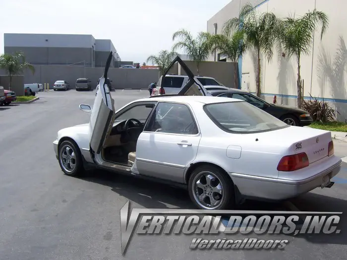 1991-1995 Acura Legend 4DR Bolt-on Vertical Lambo Door Conversion Kit