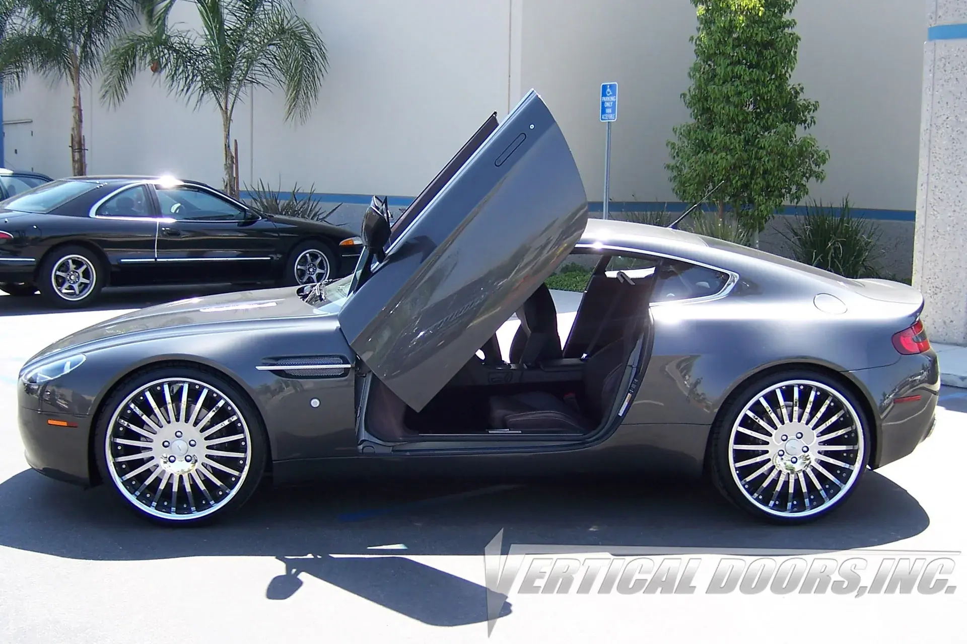2006-2018 Aston Martin Vantage Bolt-on Vertical Lambo Door Conversion Kit