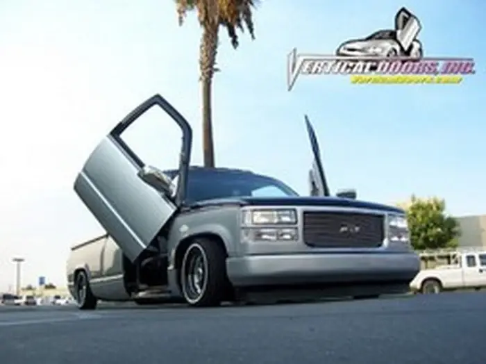 1988-1998 Chevrolet Truck Bolt-on Vertical Lambo Door Conversion Kit