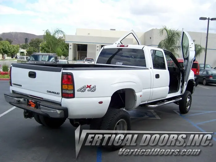 1999-2006 Chevrolet Silverado 1500/2500/3500 Bolt-on Vertical Lambo Door Conversion Kit