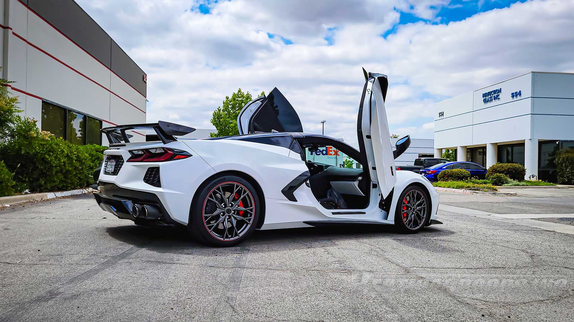 2020-2022 Chevrolet Corvette C8 Bolt-on Vertical Lambo Door Conversion Kit