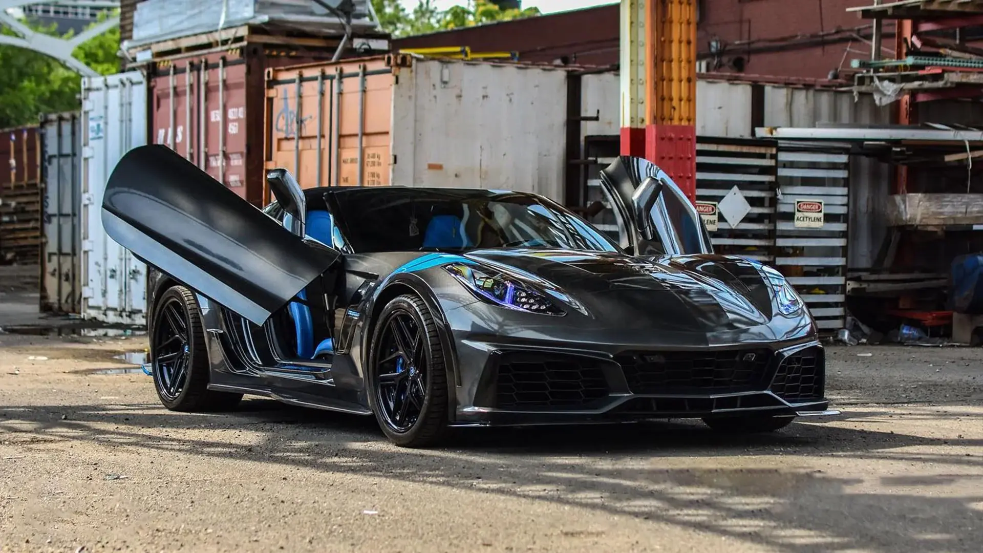 2014-2017 Chevrolet Corvette C7 Bolt-on Vertical Lambo Door Conversion Kit - VDCCHEVYCORZLRC714