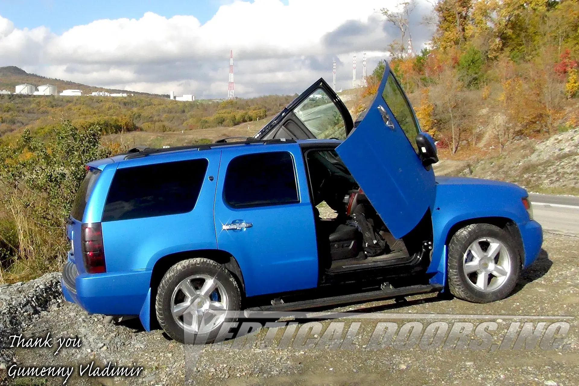 2007-2014 Chevrolet Tahoe Bolt-on Vertical Lambo Door Conversion Kit