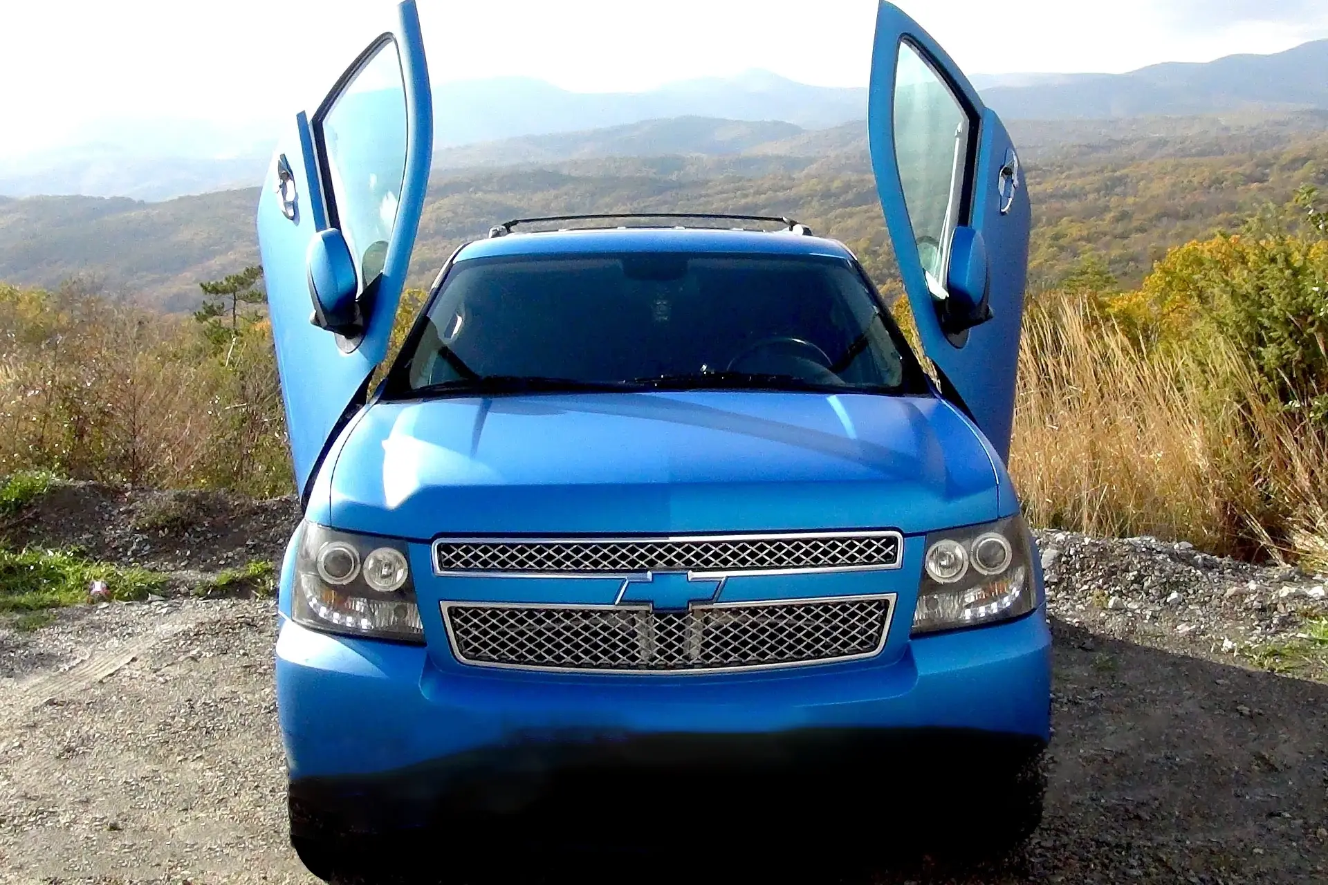 2007-2014 Chevrolet Tahoe Bolt-on Vertical Lambo Door Conversion Kit - VDCCHEVYTAHOE07
