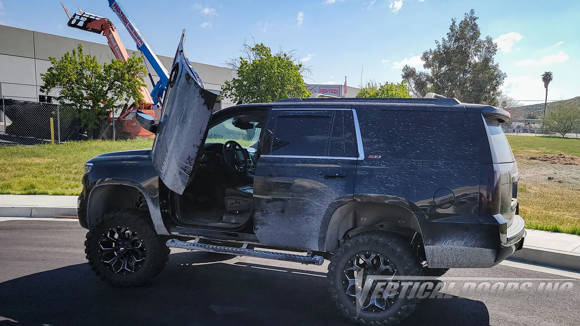 2015-2020 Chevrolet Tahoe Bolt-on Vertical Lambo Door Conversion Kit