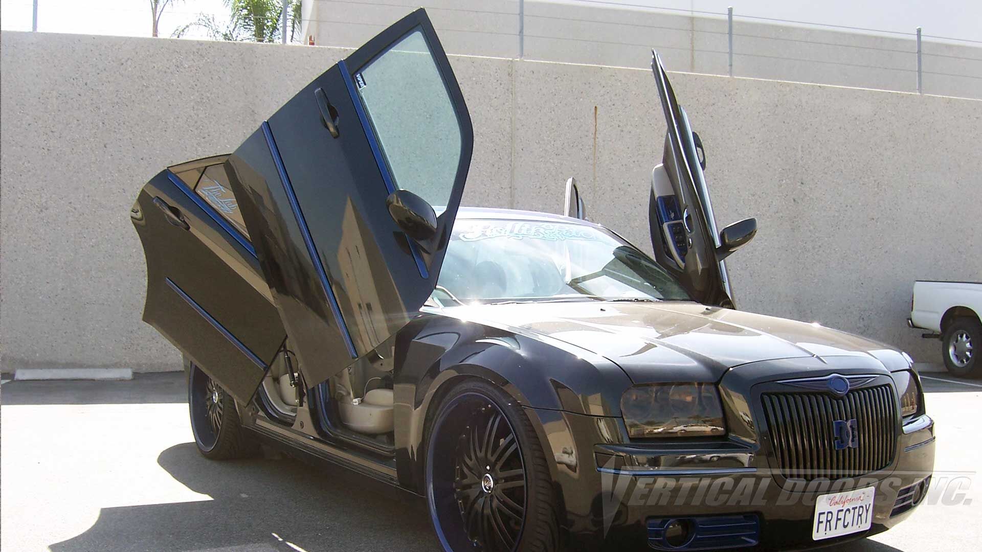 2004-2010 Chrysler 300 Base/C/S/SRT-8 Bolt-on Vertical Lambo Door Conversion Kit