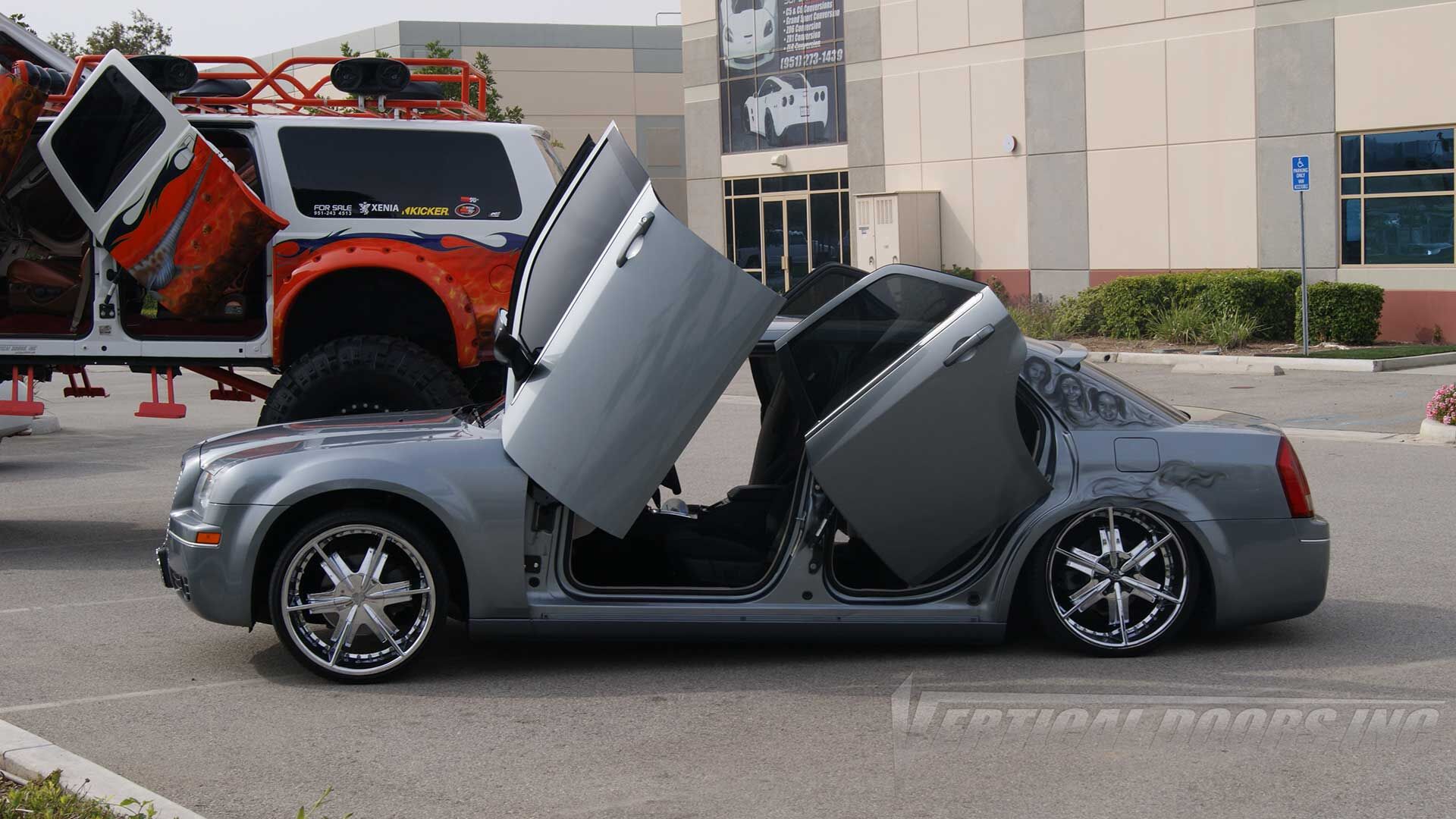 2004-2010 Chrysler 300 Base/C/S/SRT-8 Bolt-on Vertical Lambo Door Conversion Kit