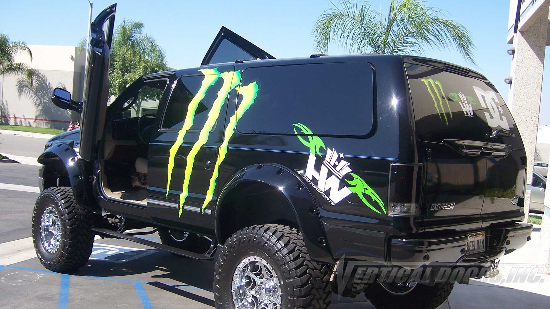 2000-2005 Ford Excursion Bolt-on Vertical Lambo Door Conversion Kit