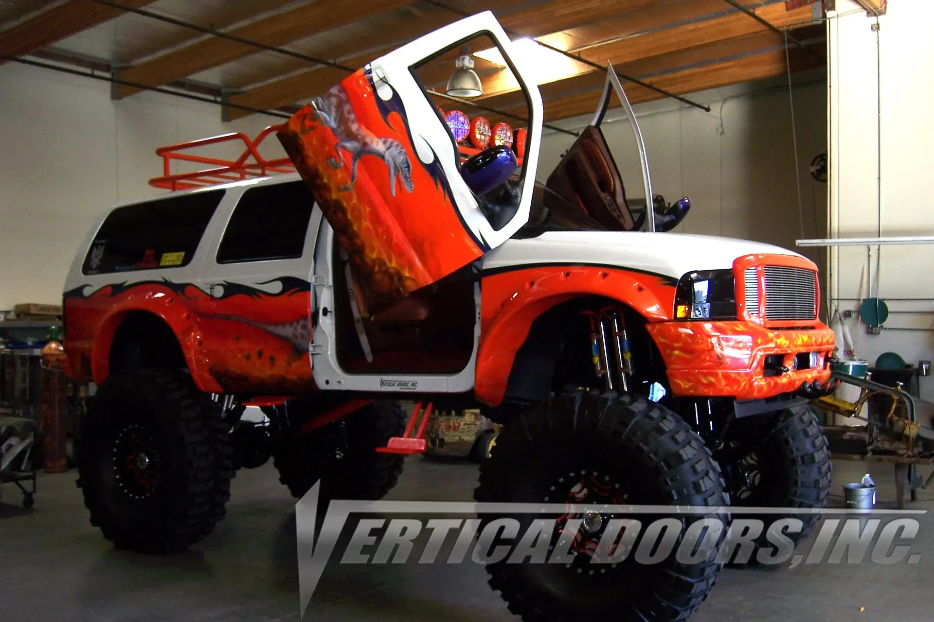 2000-2005 Ford Excursion Bolt-on Vertical Lambo Door Conversion Kit