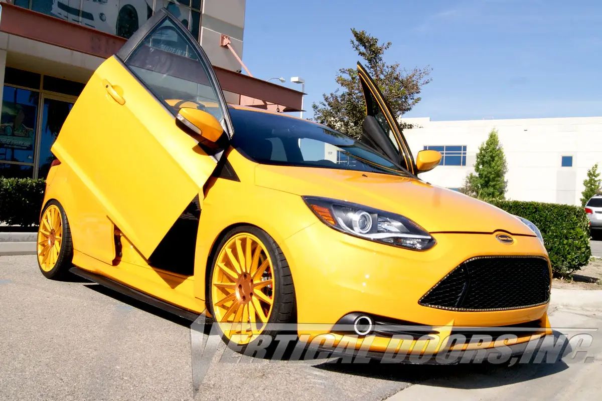 2012-2019 Ford Focus Bolt-on Vertical Lambo Door Conversion Kit