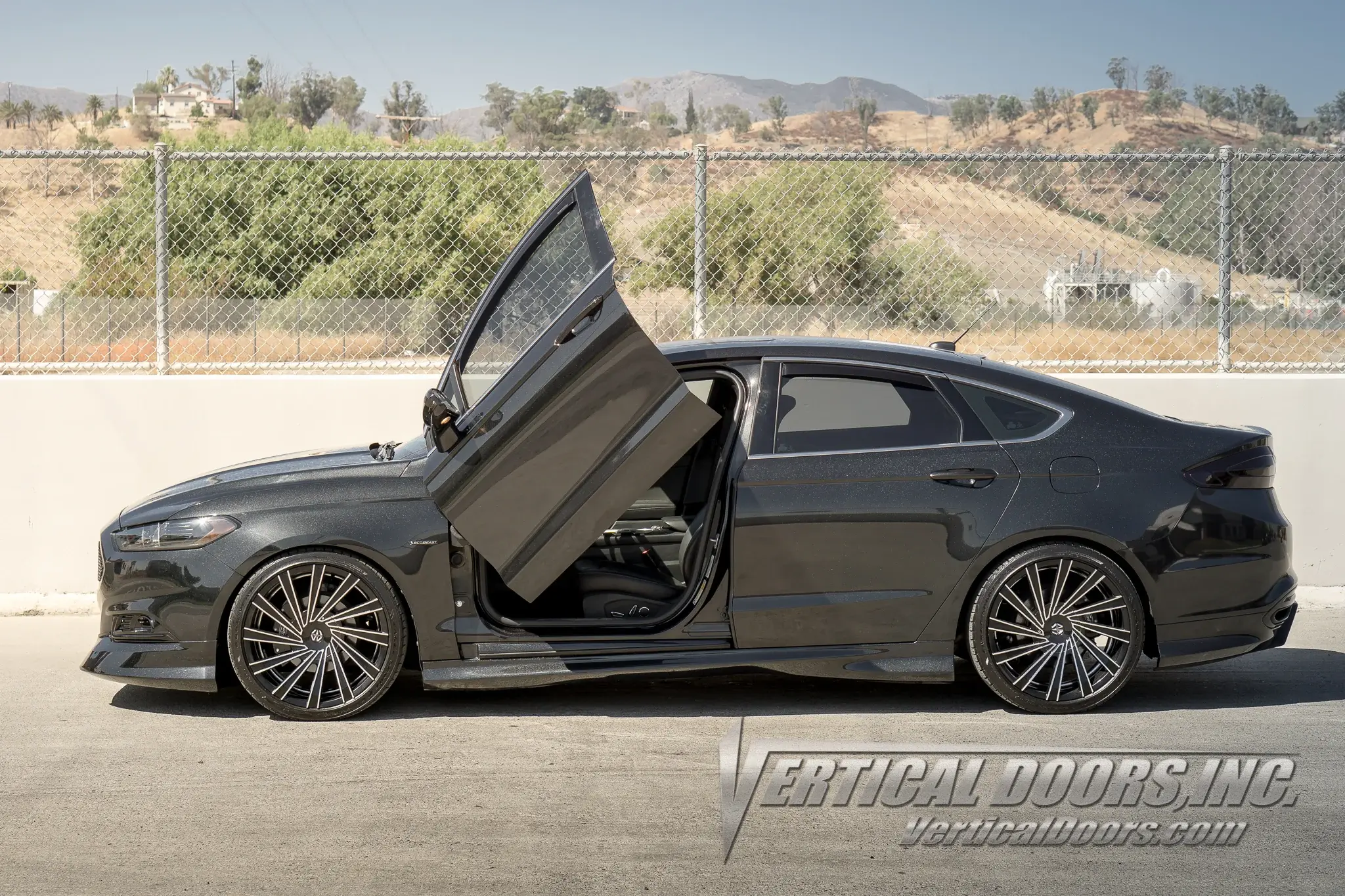 2013-2019 Ford Fusion Bolt-on Vertical Lambo Door Conversion Kit