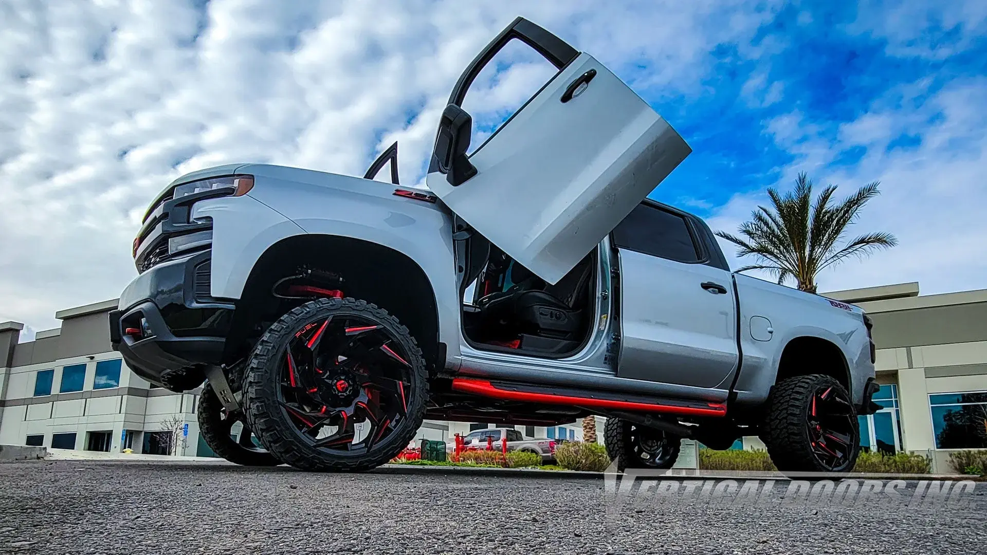 2019-2020 GMC Sierra 1500/2500/3500 Bolt-on Vertical Lambo Door Conversion Kit