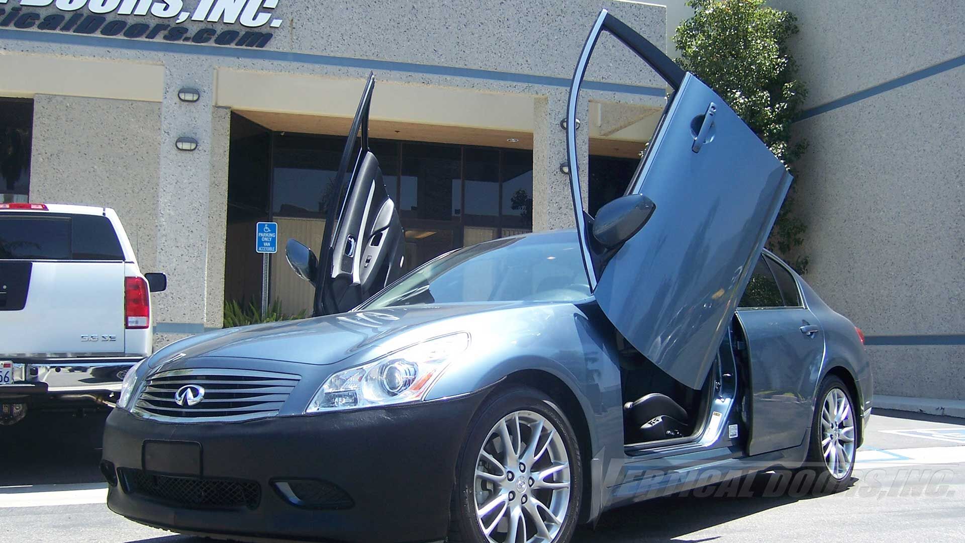 2007-2015 Infiniti G37 4DR Bolt-on Vertical Lambo Door Conversion Kit