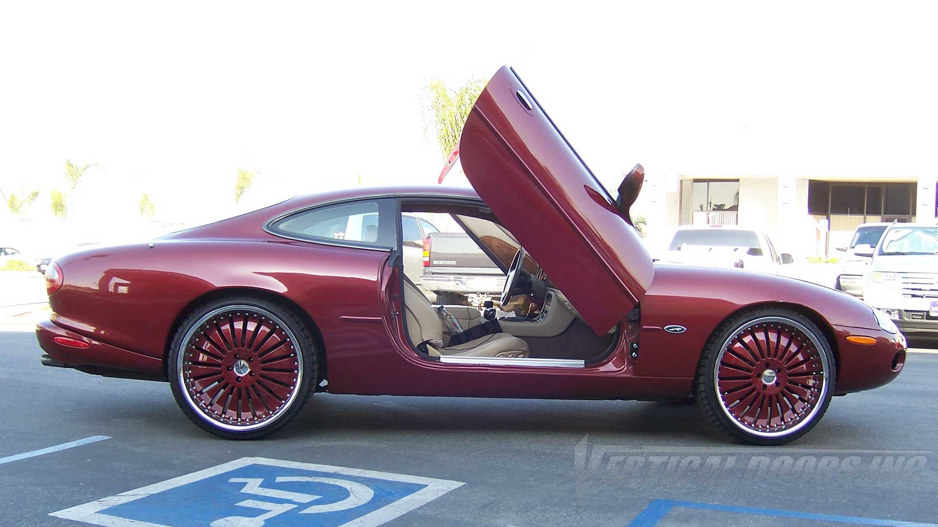 1997-2006 Jaguar XK8/XKR Bolt-on Vertical Lambo Door Conversion Kit