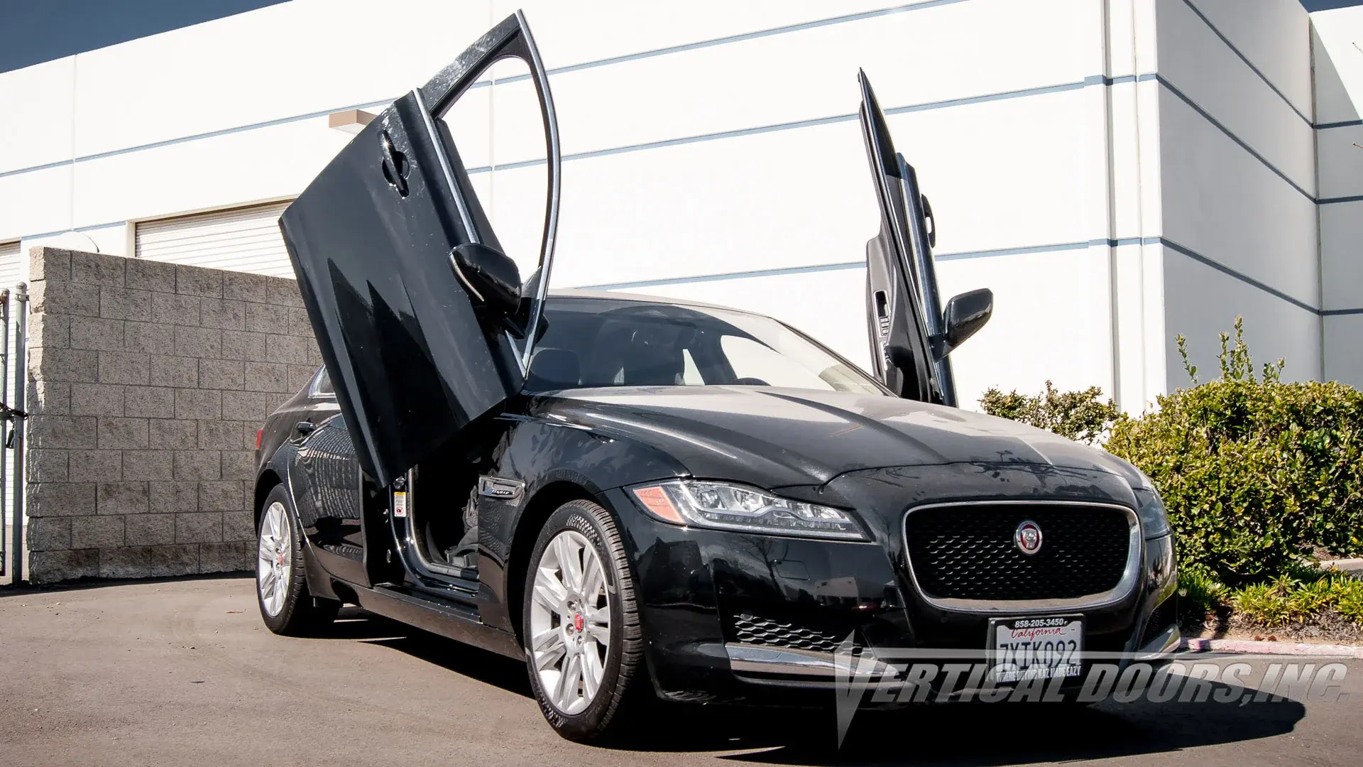 2015-2019 Jaguar XF X260 Bolt-on Vertical Lambo Door Conversion Kit
